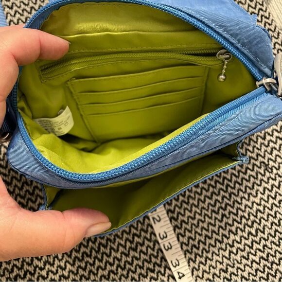 Baggallini Small Blue w/Green Lining Crossbody Travel Bag/Wallet - Picture 3 of 6